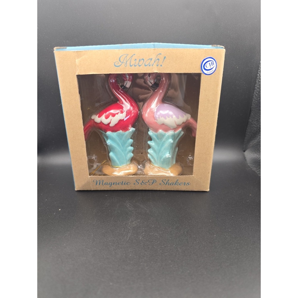 Westland Giftware Mwah Magnetic Flamingo Salt and Pepper Shakers Set NIB